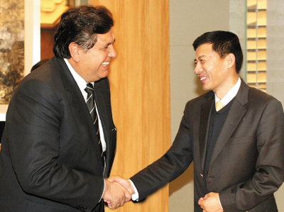 新闻图片201083918181283476698281_1975.jpg